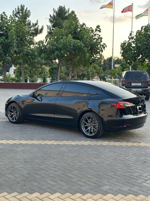 TESLA MODEL 3 DUAL MOTOR(Рест) ОБМЕН Тирасполь - изображение 3