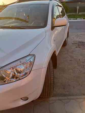Автомобиль Toyota Rav 4 premium Рыбница