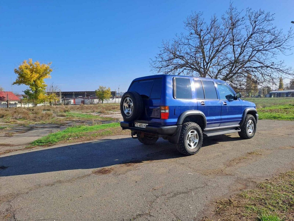 Isuzu Trooper 3.5 Бендеры - изображение 2