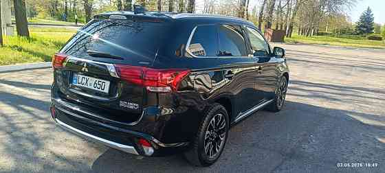 Mitsubishi outlander plugin hybrid. 4*4 полный привод Европейский а Tiraspol
