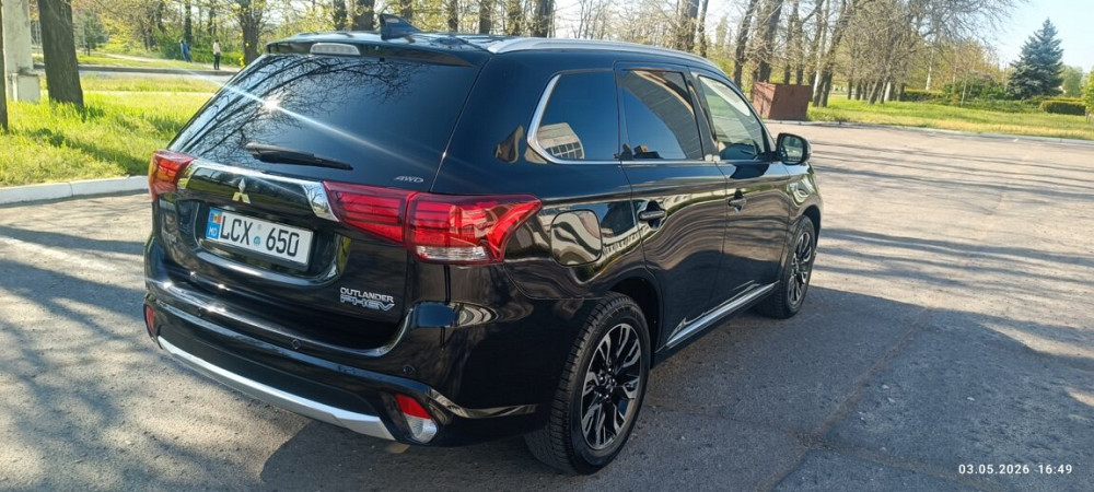 Mitsubishi outlander plugin hybrid. 4*4 полный привод Европейский а Тирасполь - изображение 5