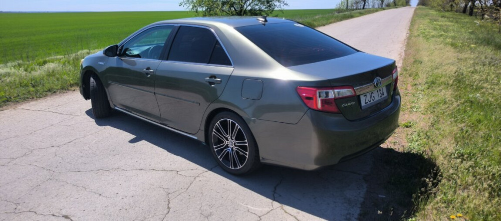 Toyota Camry 2.5 hybrid Tiraspol - fotografie 7