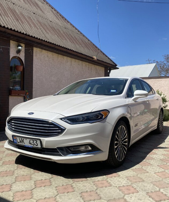 FORD FUSION plug-in hybrid TITANIUM 2018 MD(торг) Anenii Noi - fotografie 1