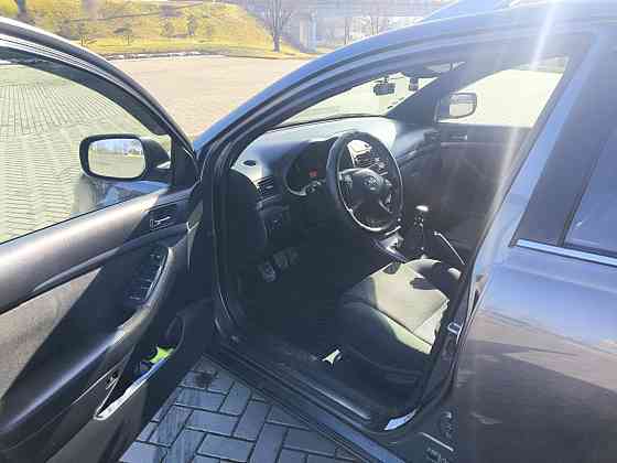 Toyota avensis T25 Слободзея