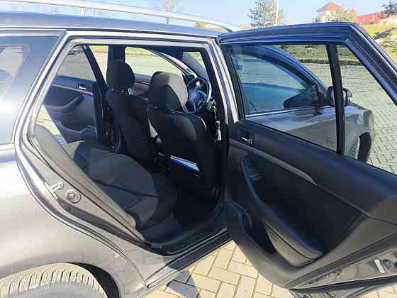 Toyota avensis T25 Слободзея