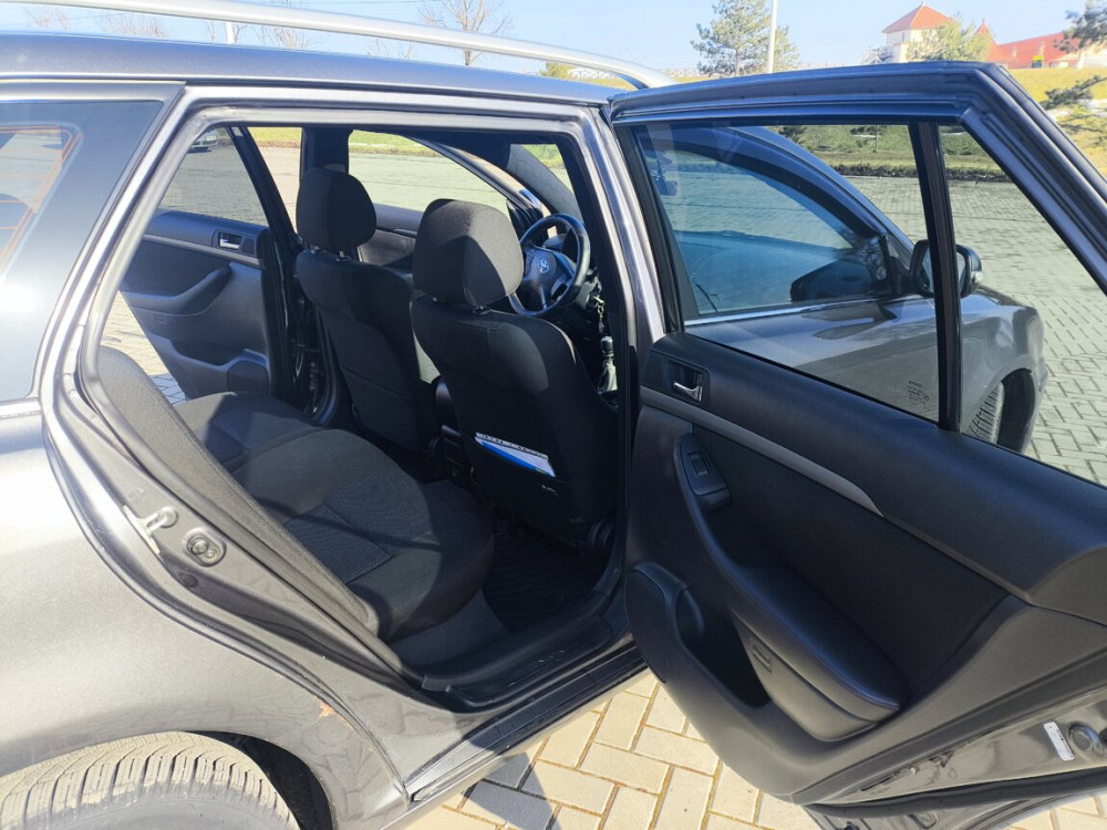 Toyota avensis T25 Слободзея - изображение 5
