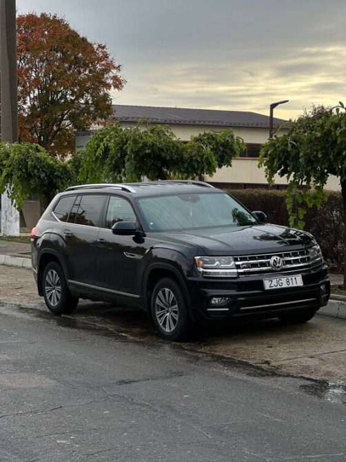 Volkswagen Atlas R-Line, нейтральные Tiraspol - fotografie 1