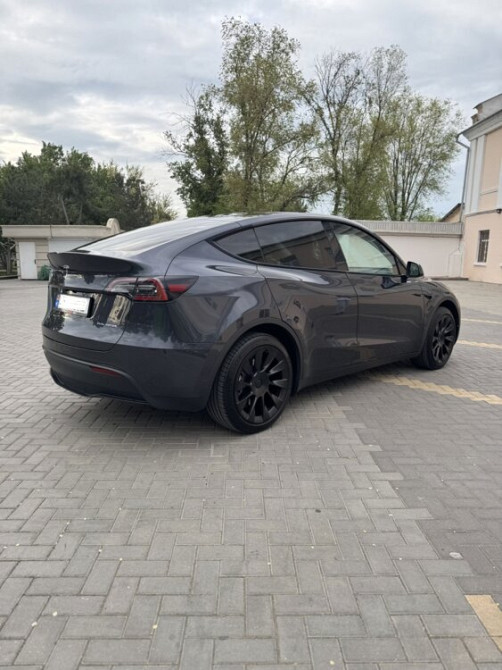 TESLA MODEL Y 2024 DUAL MOTOR Tiraspol - fotografie 4