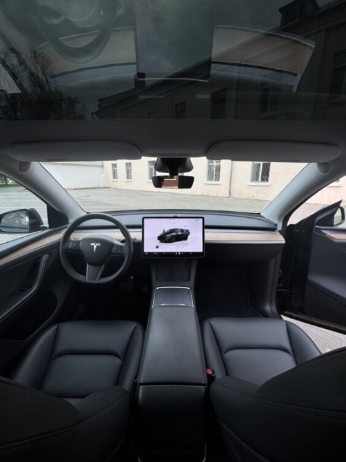 TESLA MODEL Y 2024 DUAL MOTOR Tiraspol - fotografie 5