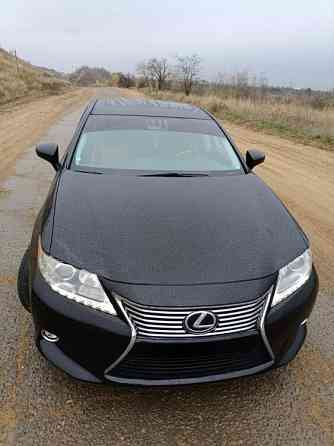 Продам Lexus es300h Тирасполь