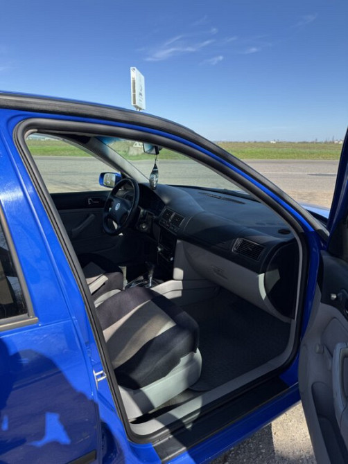 Volkswagen GOLF IV 1.6 бензин Автомат Tiraspol - fotografie 4
