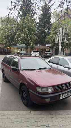 Продам VW Passat B4 1.8 бензин-газ метан Тирасполь