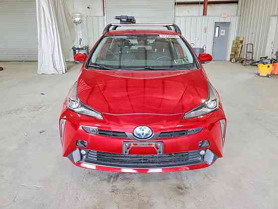 2021 Toyota Prius LE AWD-E Тирасполь