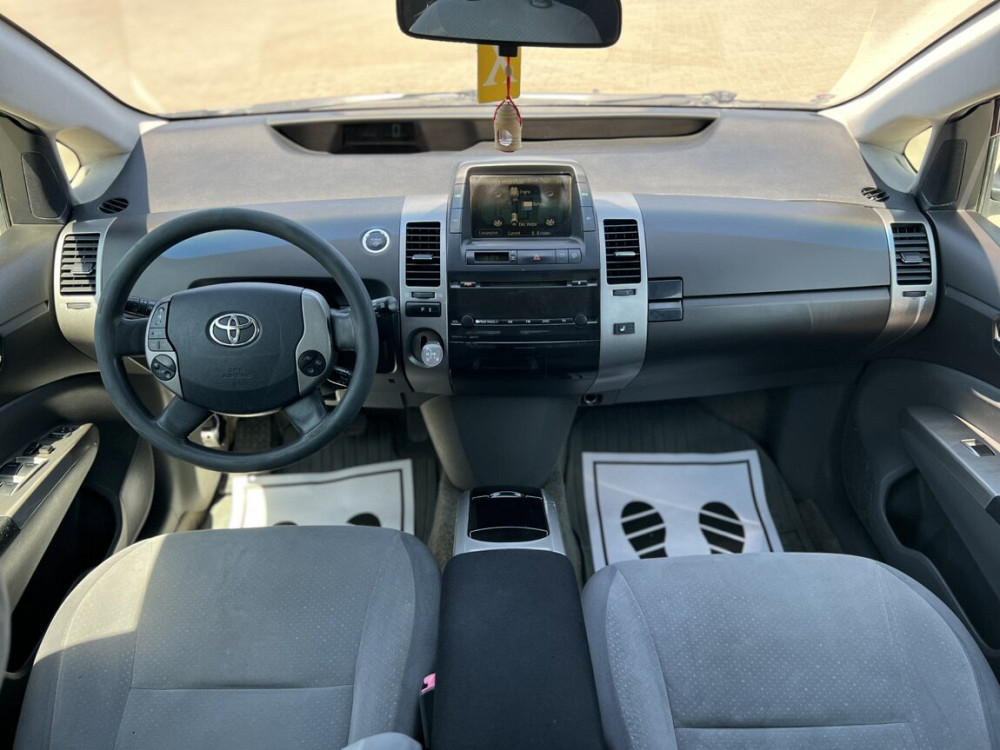 Toyota Prius 20 1.5 гибрид Газ метан 20 кубов 6000$ торг / обмен Тирасполь - изображение 7