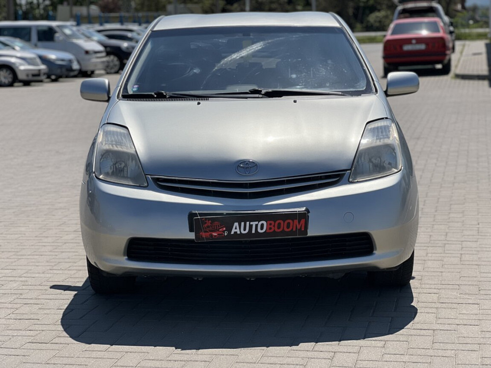 Toyota Prius 20 1.5 гибрид Газ метан 20 кубов 6000$ торг / обмен Тирасполь - изображение 3