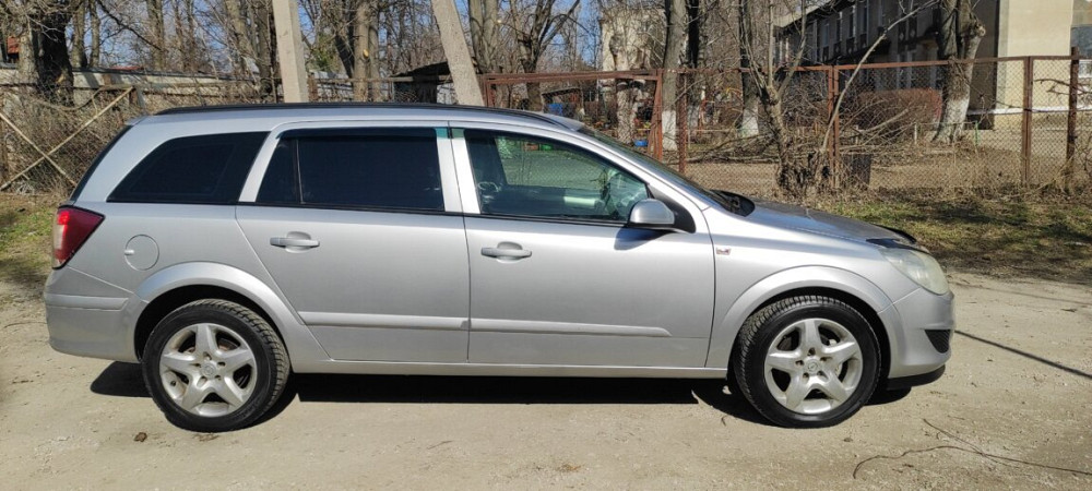 Opel Astra 2007 год Бельцы Бельцы - изображение 3