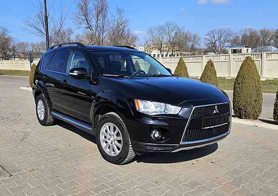 Mitsubishi Outlander 2011 год Тирасполь Tiraspol