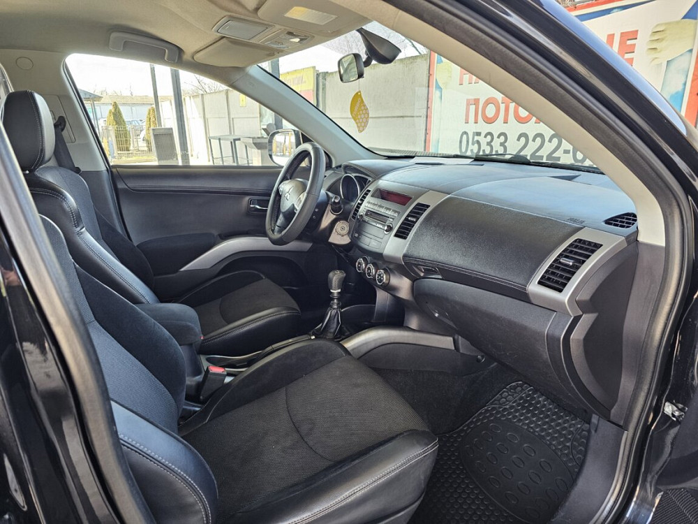 Mitsubishi Outlander 2011 год Тирасполь Tiraspol - fotografie 9