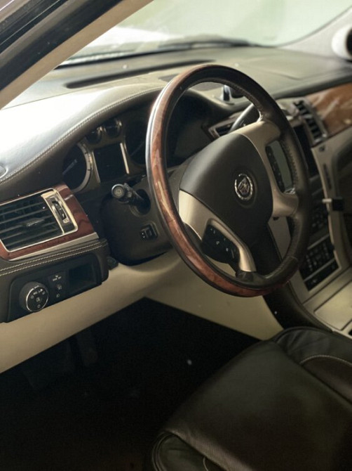 Cadillac Escalade 2011 год Тирасполь Тирасполь - изображение 3