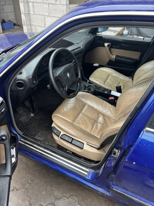 BMW 5 Series 1994 год Днестровск Днестровск - изображение 4