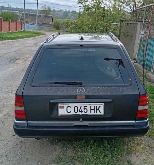 Mercedes W124 1991 год Ближний Хутор Blijnii Hutor - fotografie 4