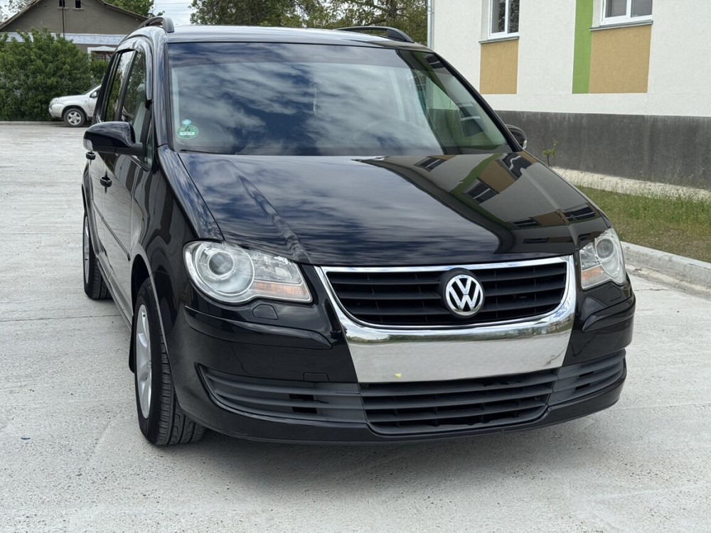 Volkswagen Touran 2008 год Дубоссары Dubăsari - fotografie 1