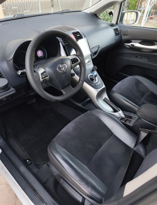 Toyota Corolla 2011 год Слободзея Слободзея - изображение 4