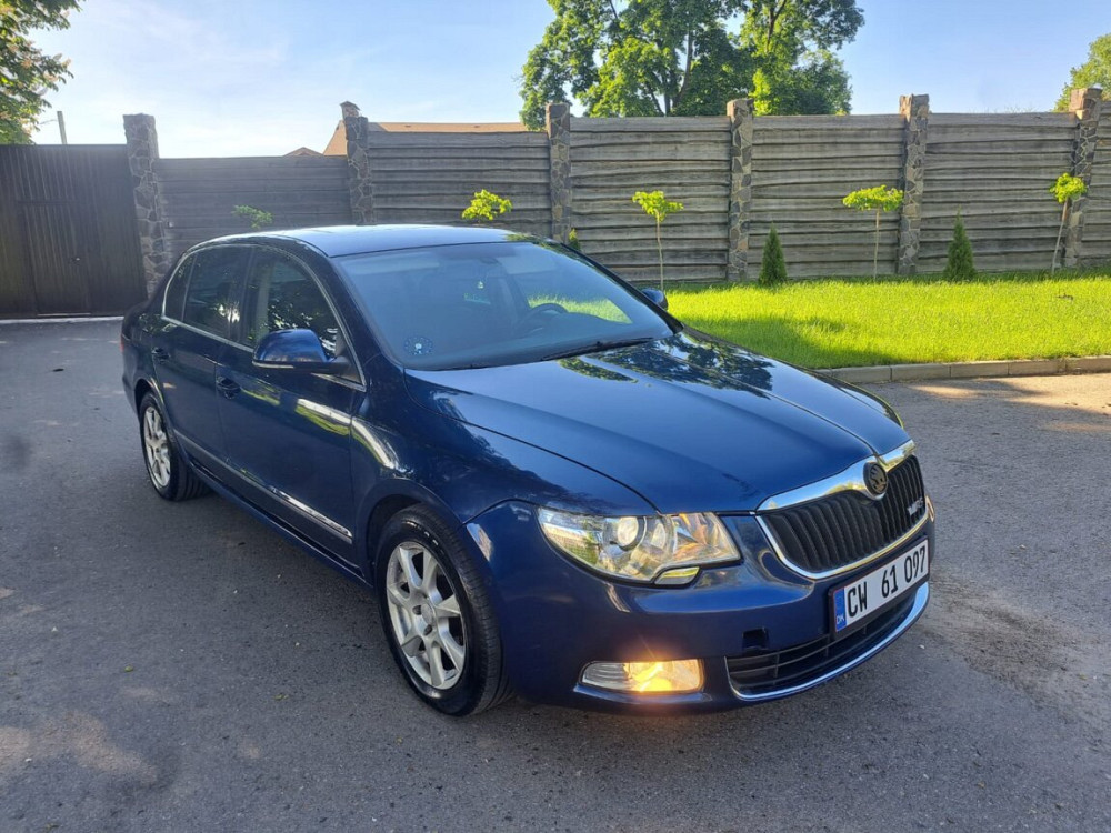 Skoda Superb 2010 год Тирасполь Tiraspol - fotografie 2
