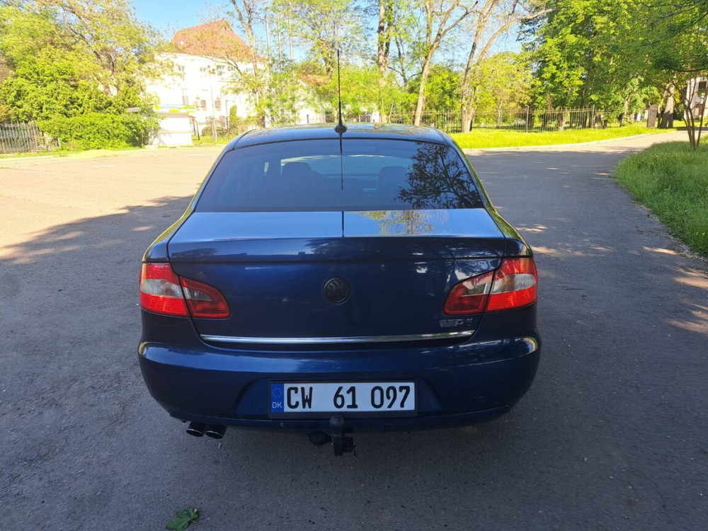 Skoda Superb 2010 год Тирасполь Tiraspol - fotografie 5