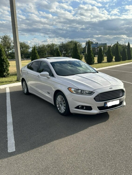 Ford Fusion 2013 год Бендеры Бендеры - изображение 4