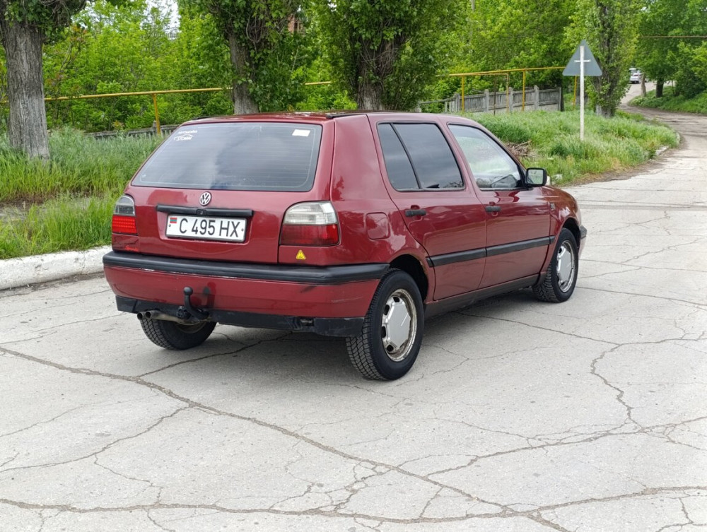 Volkswagen Golf 1993 год Бендеры Бендеры - изображение 3