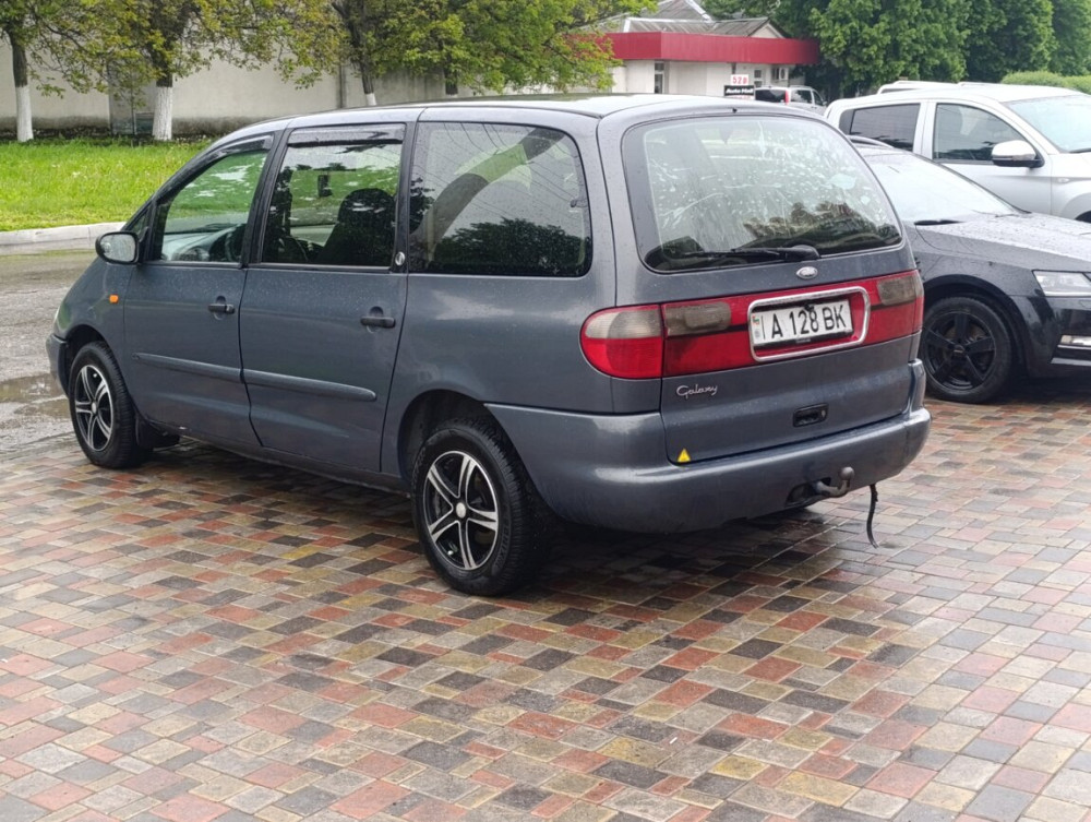Ford Galaxy 1995 год Бендеры Bender - fotografie 2