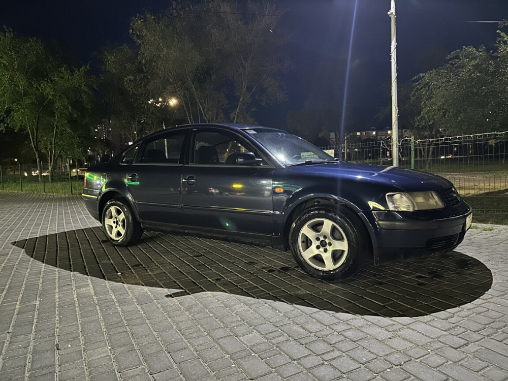 Volkswagen Passat 1997 год Тирасполь Tiraspol - fotografie 1
