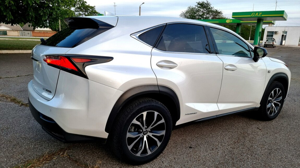 Lexus NX 2016 год Бендеры Бендеры - изображение 2