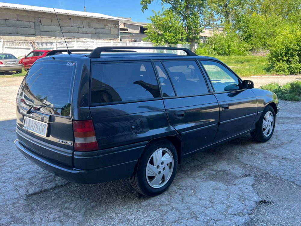 Opel Astra 1997 год Бендеры Бендеры - изображение 3