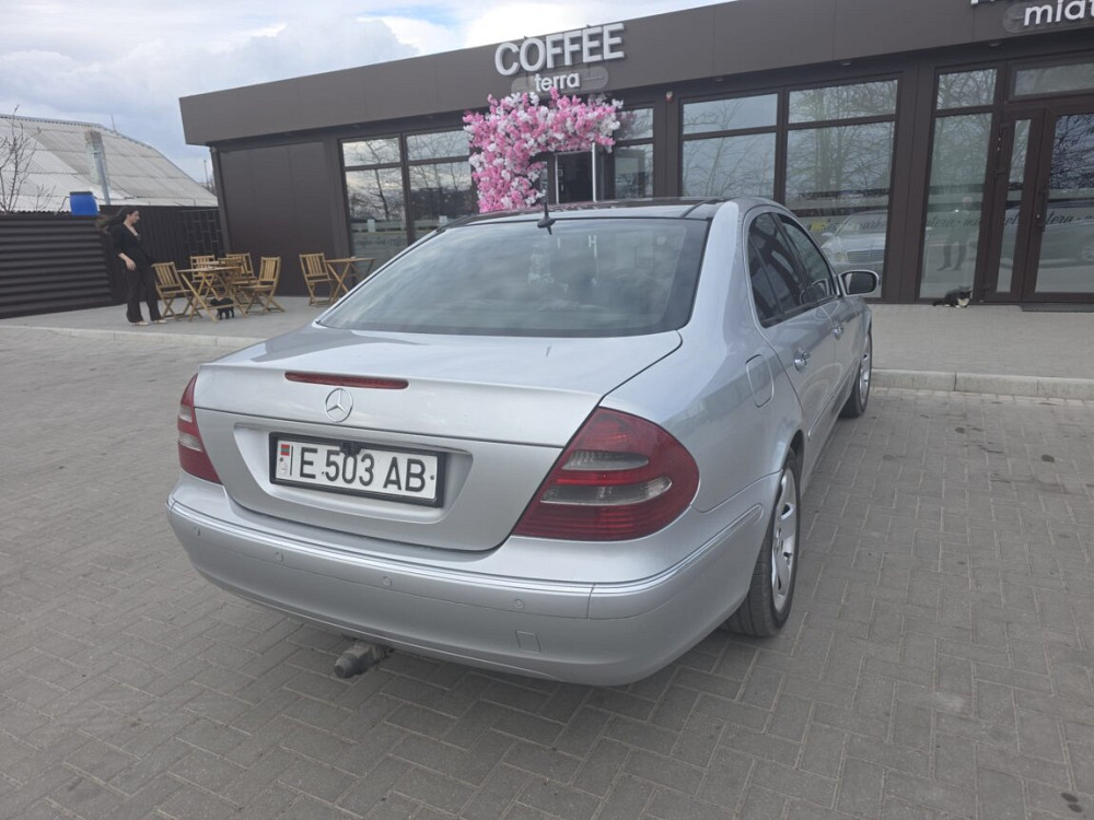 Mercedes E-Class 2003 год Тирасполь Tiraspol - fotografie 2