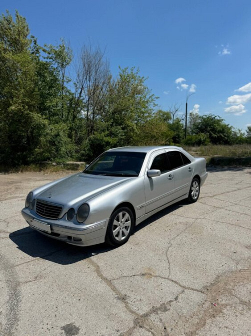 Mercedes E-Class 2001 год Тирасполь Тирасполь - изображение 1