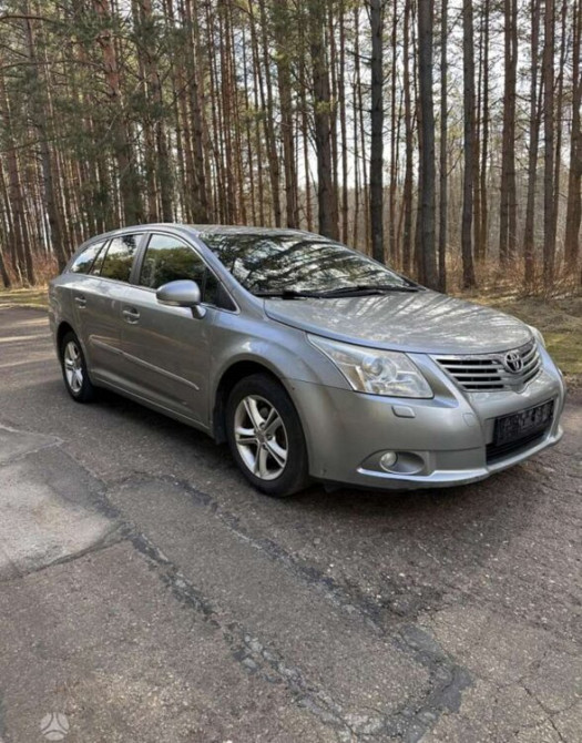 Toyota Avensis 2010 год Тирасполь Тирасполь - изображение 3