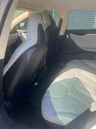 Tesla Model S 2013 год Рыбница Рыбница