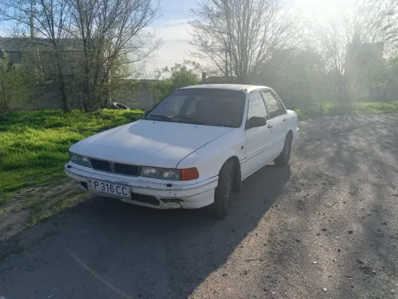 Mitsubishi Galant 1988 год Рыбница Рыбница