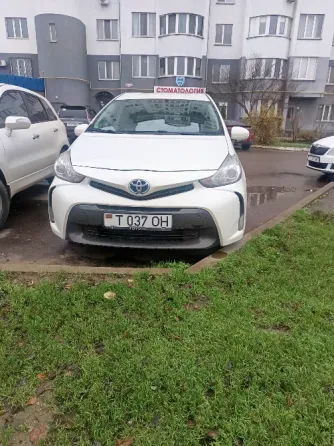 Toyota Prius V 2015 год Тирасполь Тирасполь