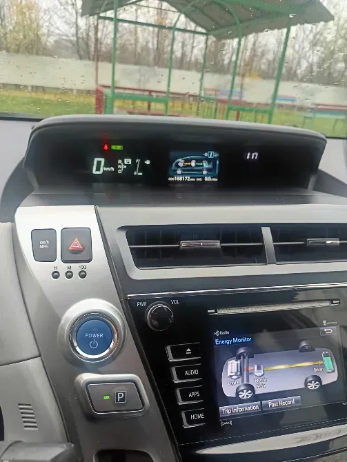 Toyota Prius V 2015 год Тирасполь Тирасполь - изображение 3