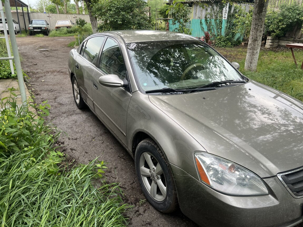 Nissan Altima 2003 год Бендеры Bender - fotografie 1