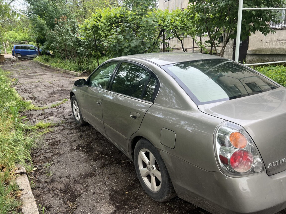 Nissan Altima 2003 год Бендеры Bender - fotografie 2