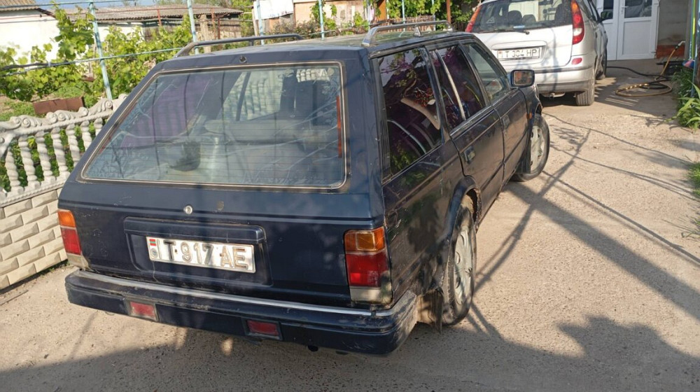 Nissan Bluebird 1990 год Тирасполь Тирасполь - изображение 4