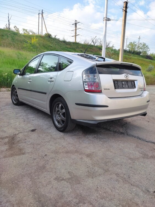 Toyota Prius 2005 год Бендеры Бендеры - изображение 3