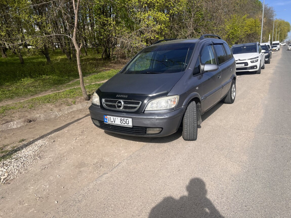 Opel Zafira 2005 год Тирасполь Tiraspol - fotografie 1