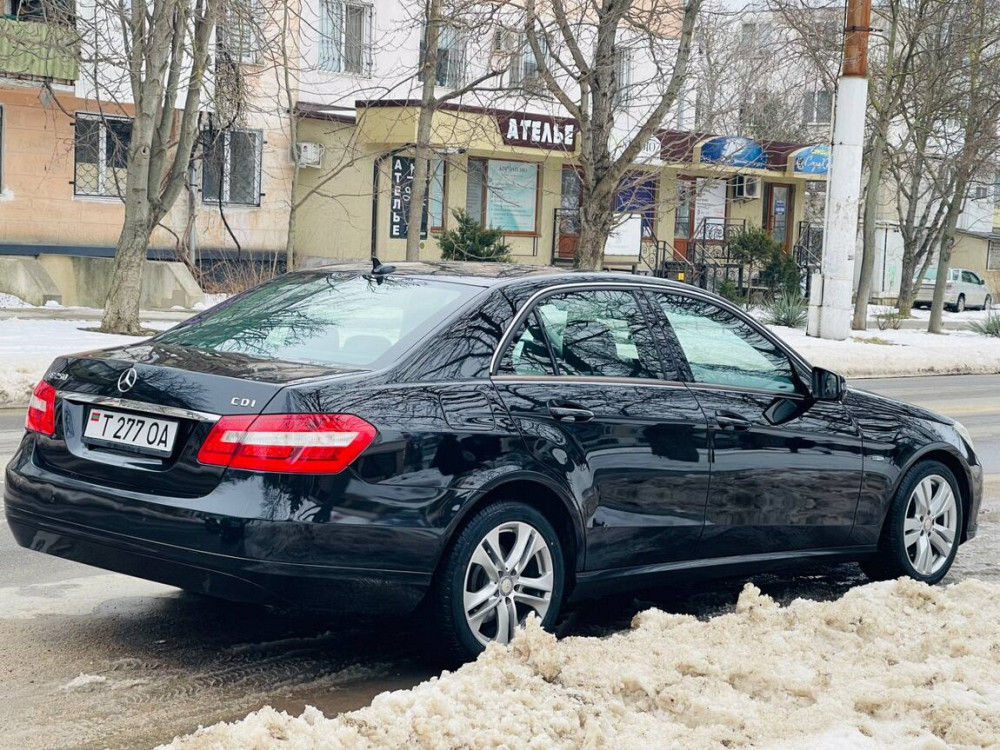 Mercedes E-Class 2010 год Тирасполь Tiraspol - fotografie 4