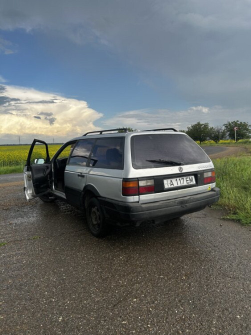 Volkswagen Passat 1992 год Тирасполь Тирасполь - изображение 3