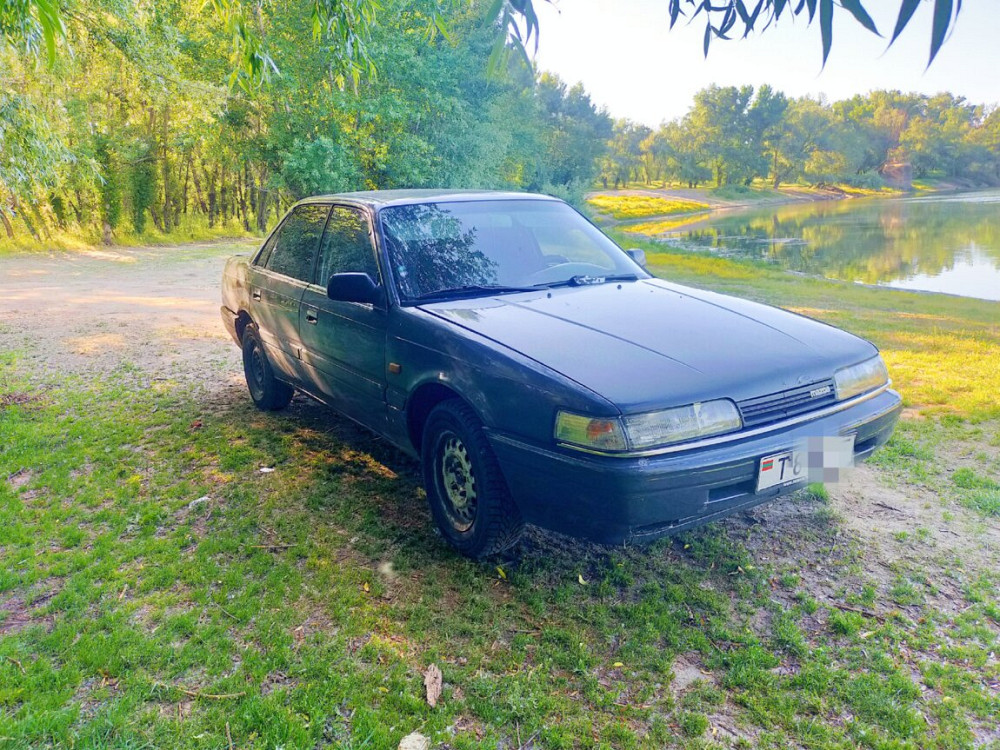 Mazda 626 1992 год Суклея Sucleia - fotografie 1